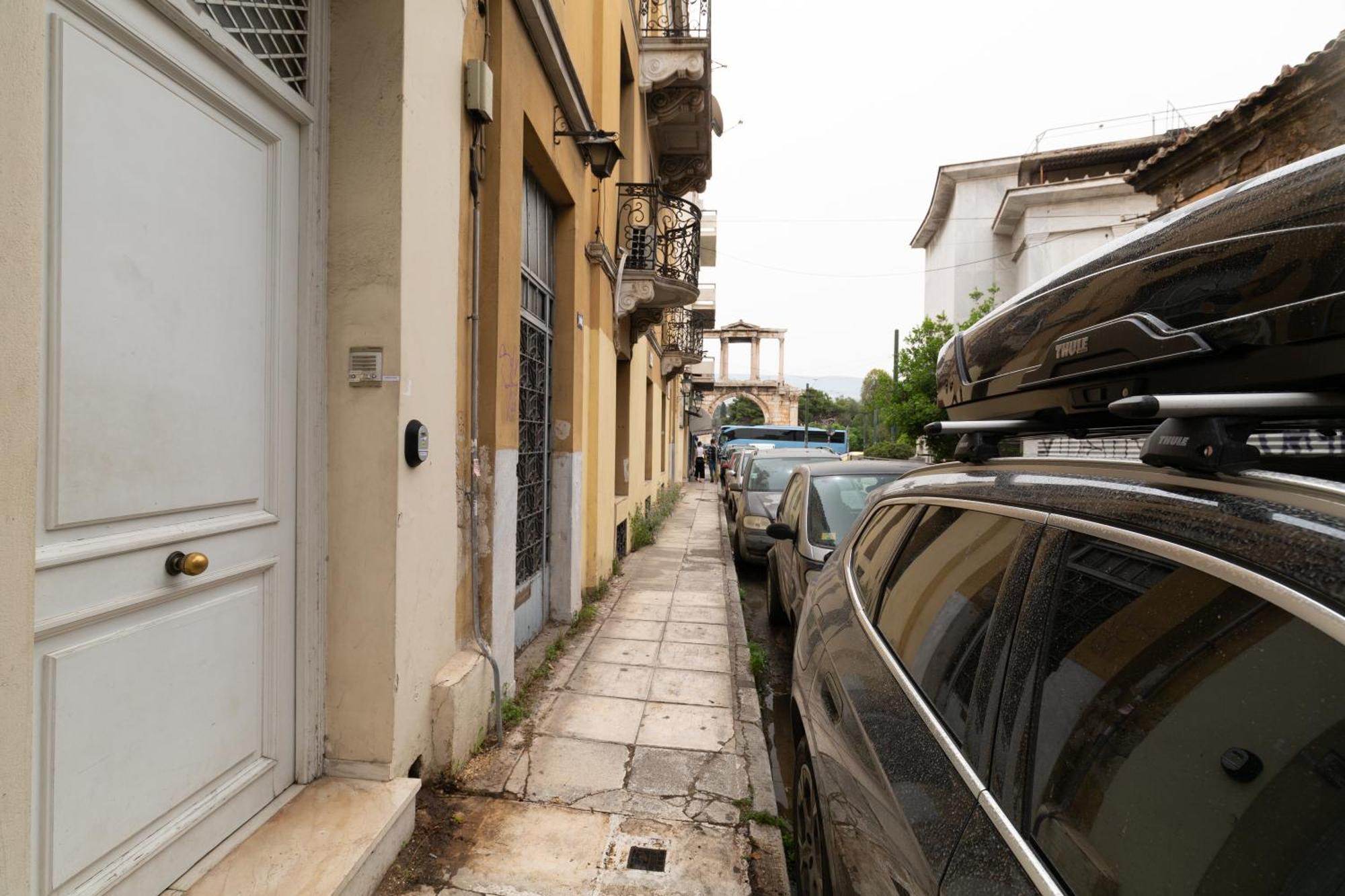 Athenian Gate To Plaka By Athenian Homes Bagian luar foto